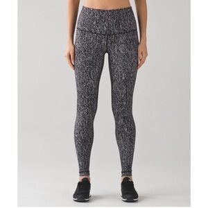 Lululemon Wunder Under Black & White 28” Leggings Size 4